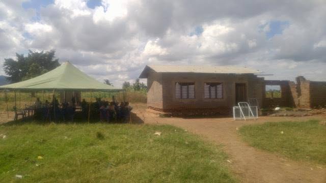 A community outreach setting in Tanzania.